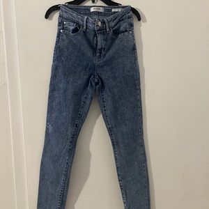 Guess skinny jeans